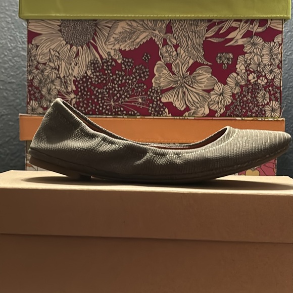 Lucky Brand Emmie Ballet Flats - Picture 3 of 5